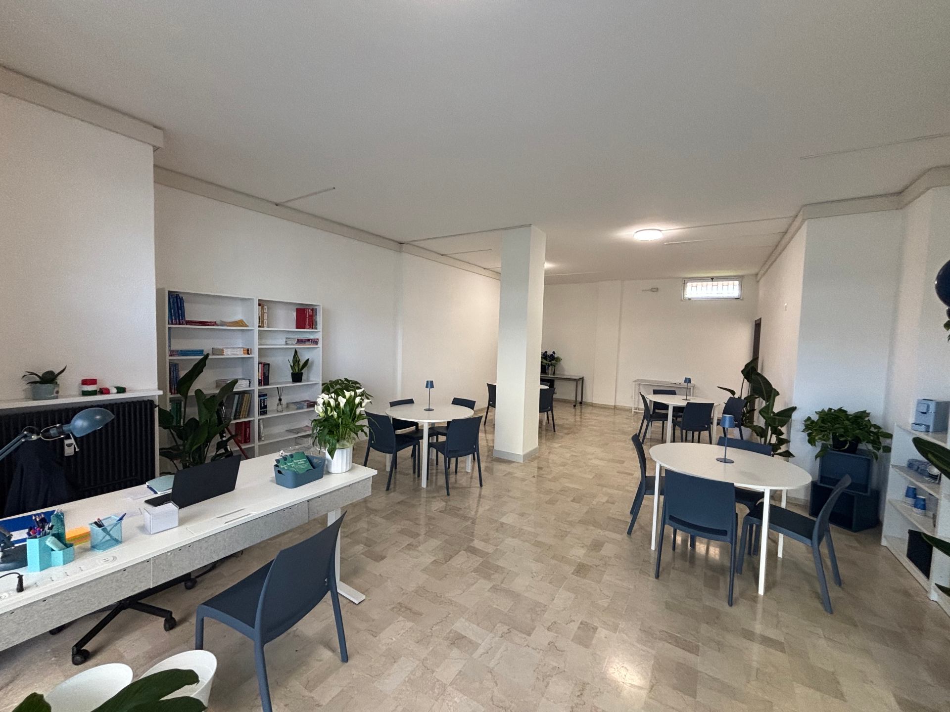 Aula studio di Emergenza Studio a Mogliano Veneto con studenti